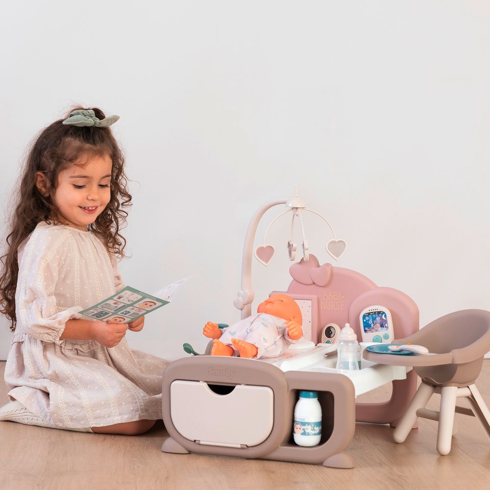 Игровой центр Smoby Toys Baby Nurse Детская комната Розовая пудра с аксессуарами, свет, звук 220379